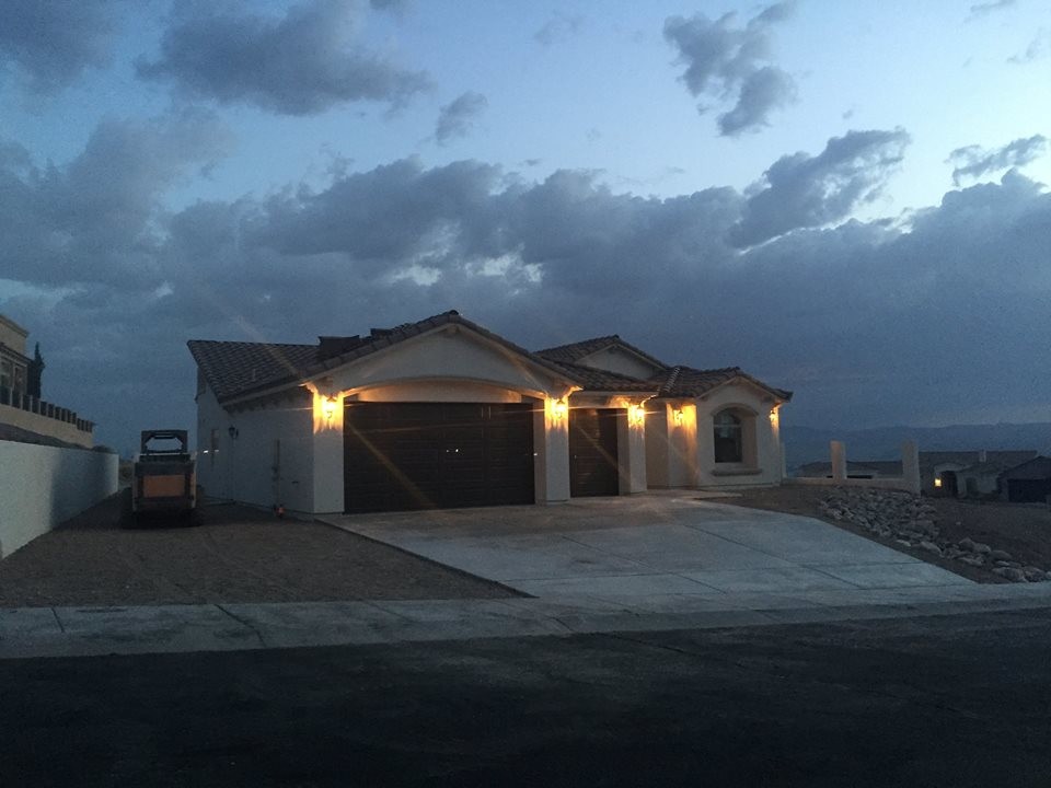 2919 Lakeview Dr