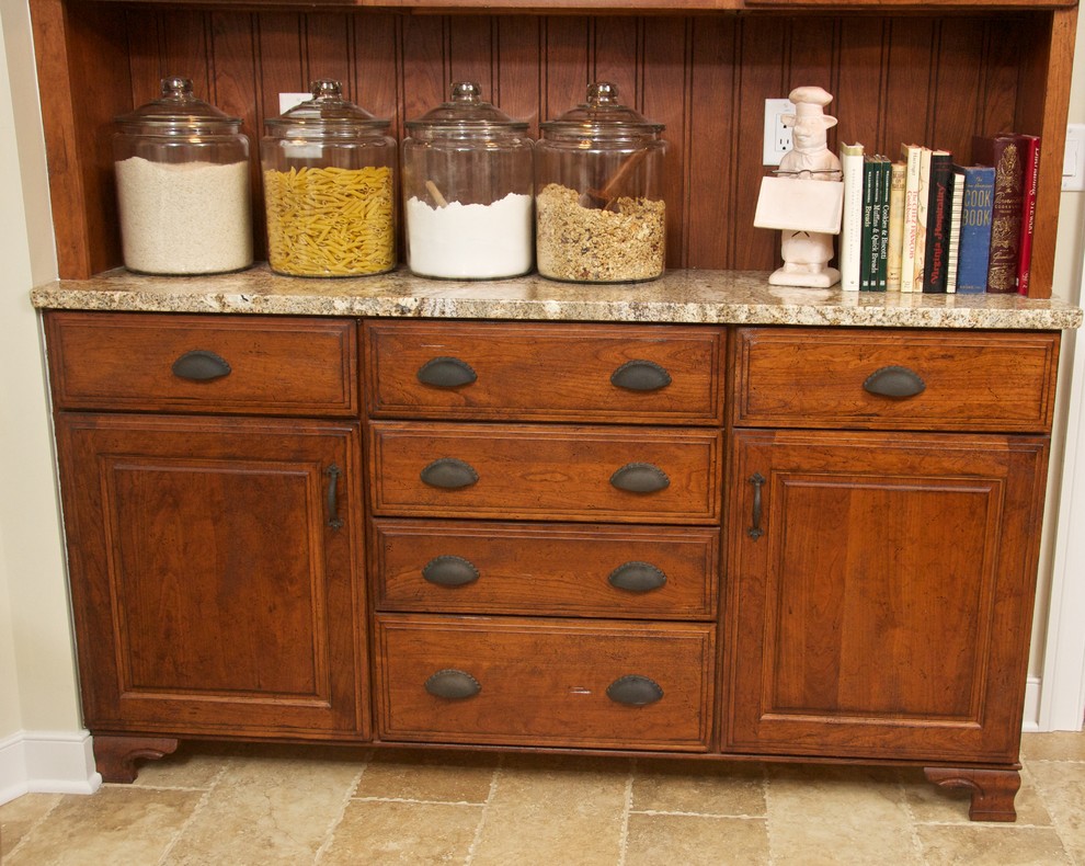 Williamburg Hutch Photos