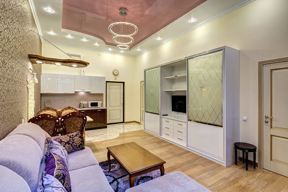 Двухкомнатная студия на Казанской