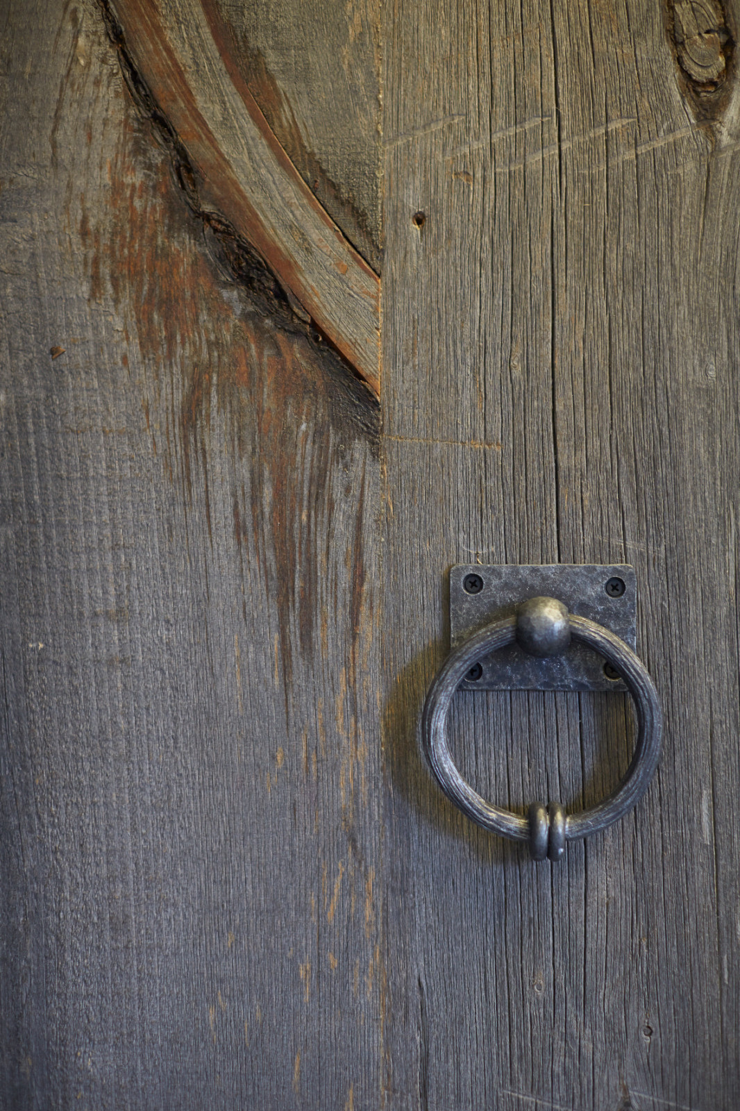 Апартаменты в стиле лофт для молодой семейной пары на ул. Берзарина