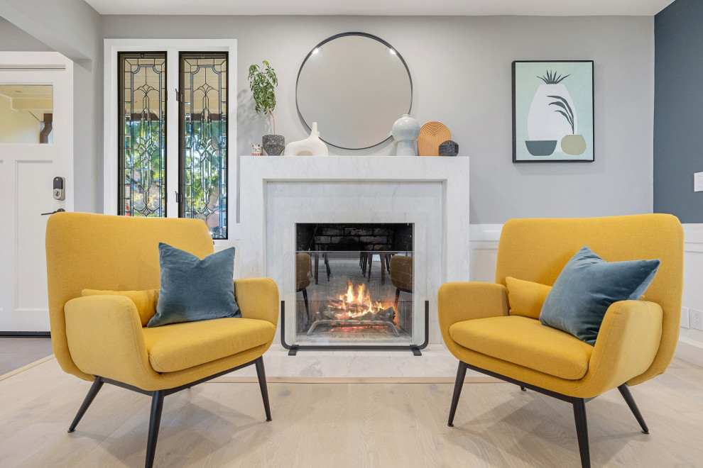 Design ideas for a midcentury living room in San Francisco.