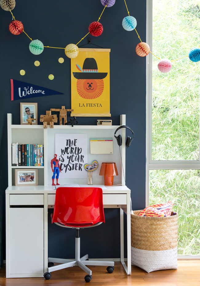This is an example of a contemporary kids' room in Singapore.
