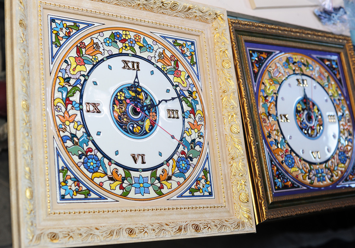 Квадратные часы