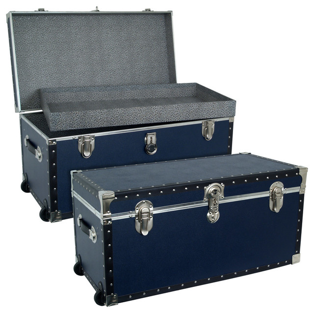 Seward Traveler 31" Trunk with Wheels, Tray & Lock Traditional
