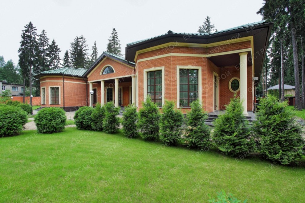 Загородный дом в Репино, площадь 560м2