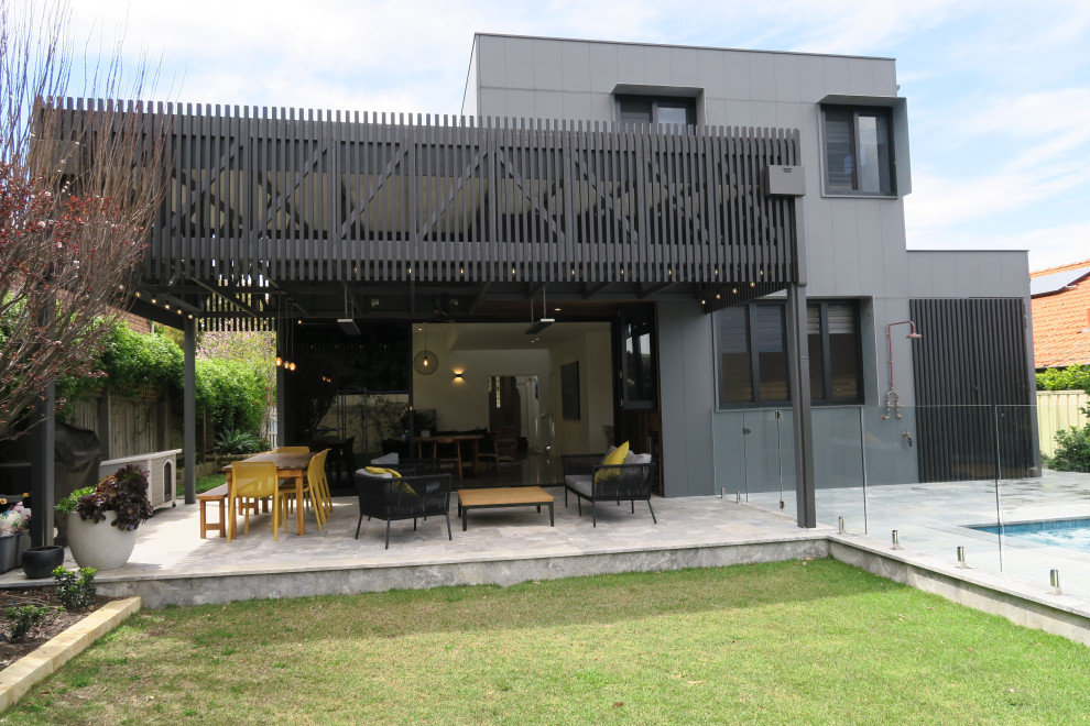 Design ideas for a contemporary exterior in Perth.