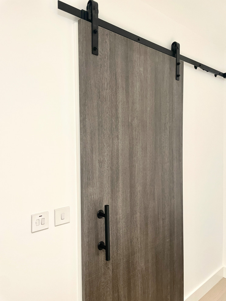 Sliding entrance door