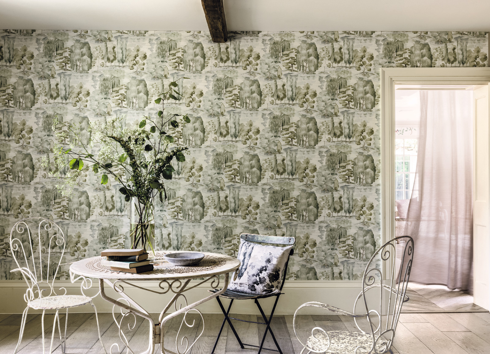 Ткани и обои Waterperry от Sanderson