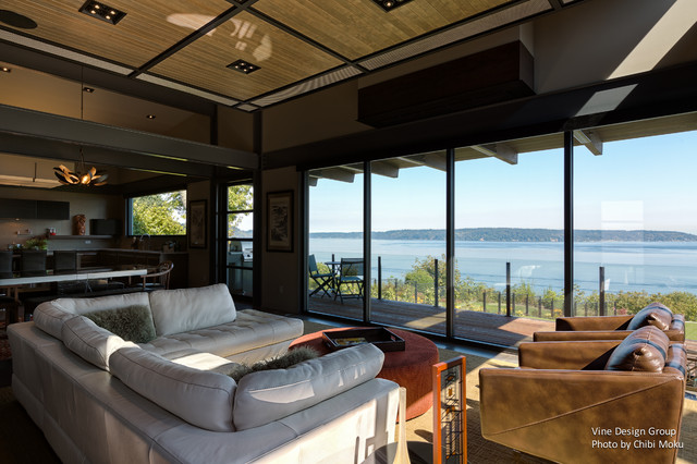 Gig Harbor, Washington  | Vine Design Group contemporary-games-room