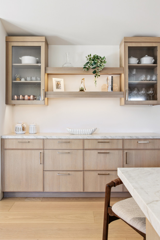Example of a trendy dining room design in San Francisco