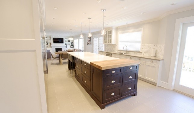 This is an example of a transitional kitchen in Vancouver.