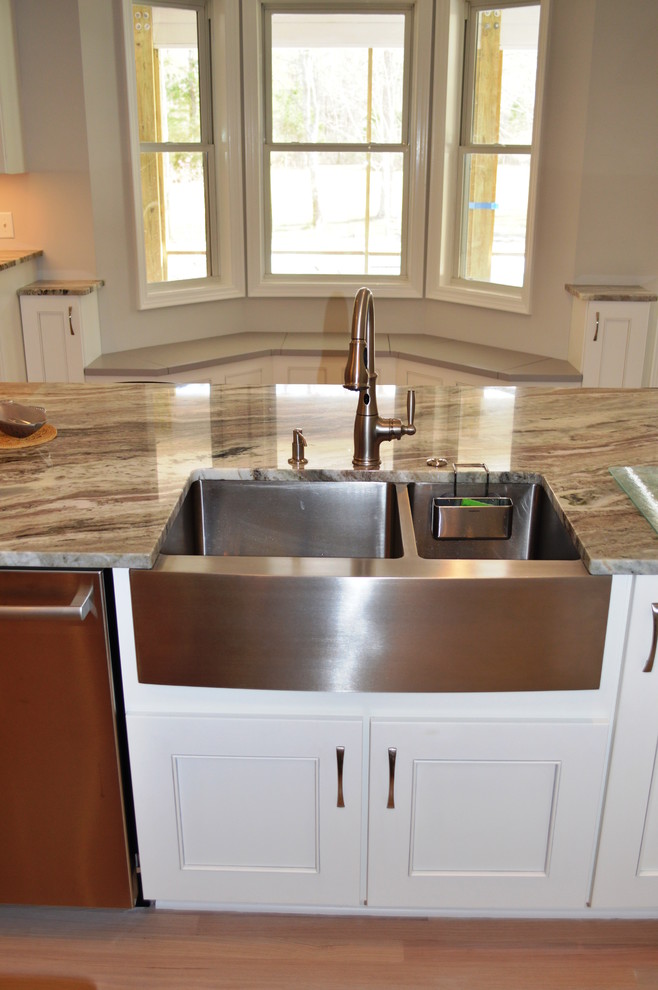 Transitional Farmhouse