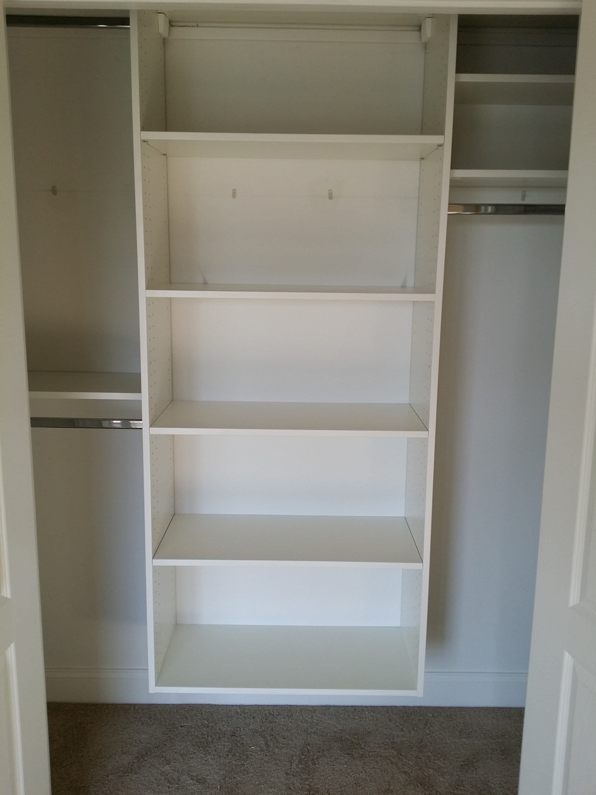 Reach-In Closet in Gaffney, SC