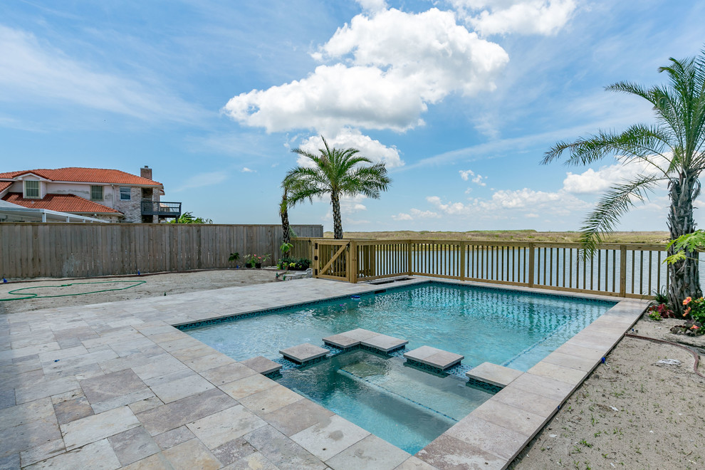 Inspiration for a transitional pool remodel in Austin