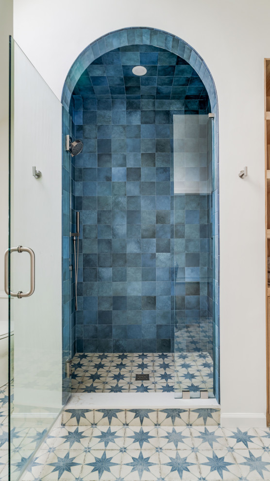 The Robins Arch - Primary Bathroom