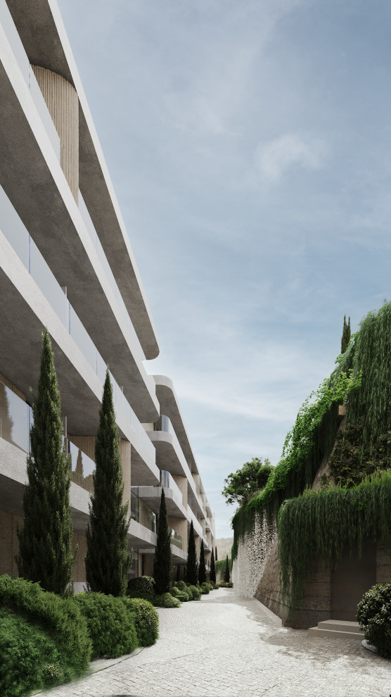 Отель на берегу моря с бассейном