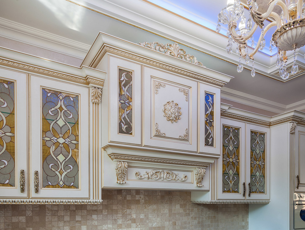 Царский интерьер просторного особняка