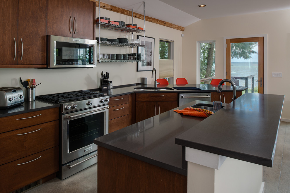 Kitchen - rustic kitchen idea