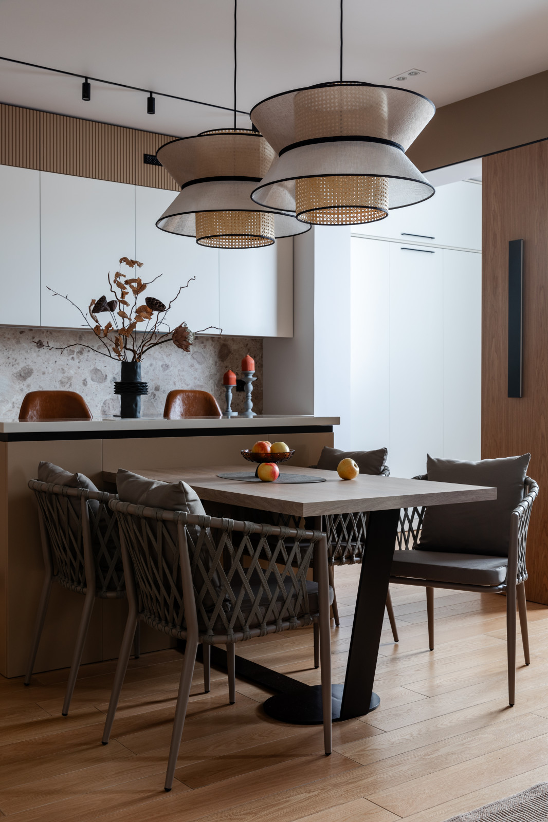 Фото: Экостиль для холостяка 65м.кв.