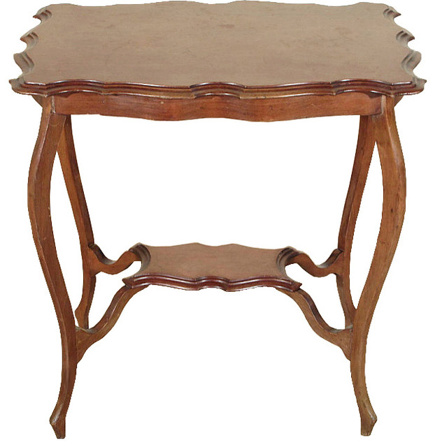 Consigned Antique Mahogany Edwardian End Side Table C1910 Consigned Antique Mahogany Edwardian End Side Table C1910