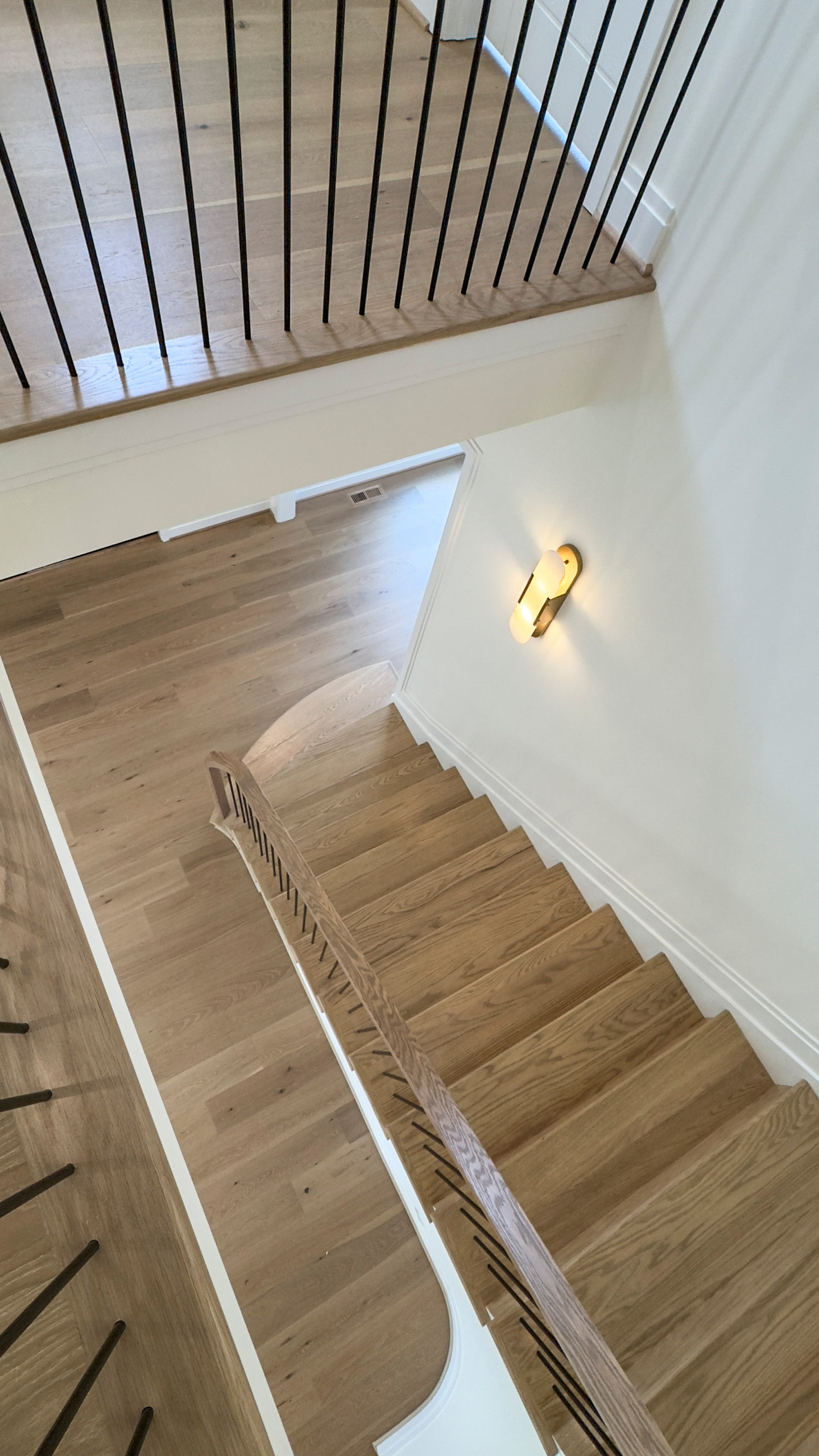 144_Attractive Transitional Staircase in Impressive Modern Home, Vienna VA 22180