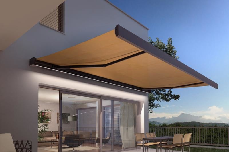 modern retractable awning