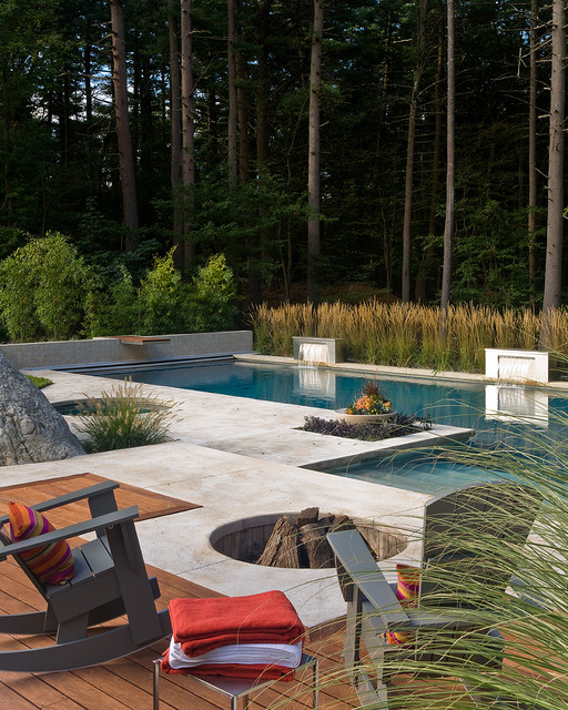 Andover Pool contemporaneo-piscina