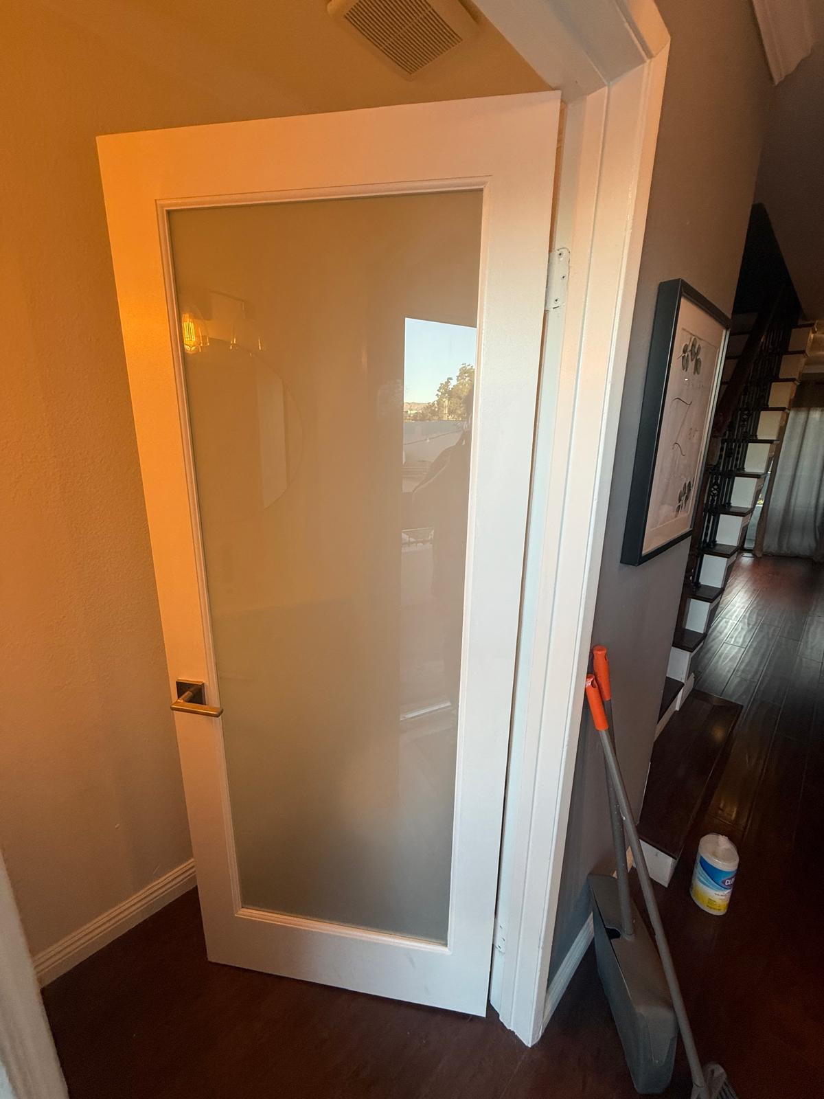 Powder Room / Bathroom  North Hollywood