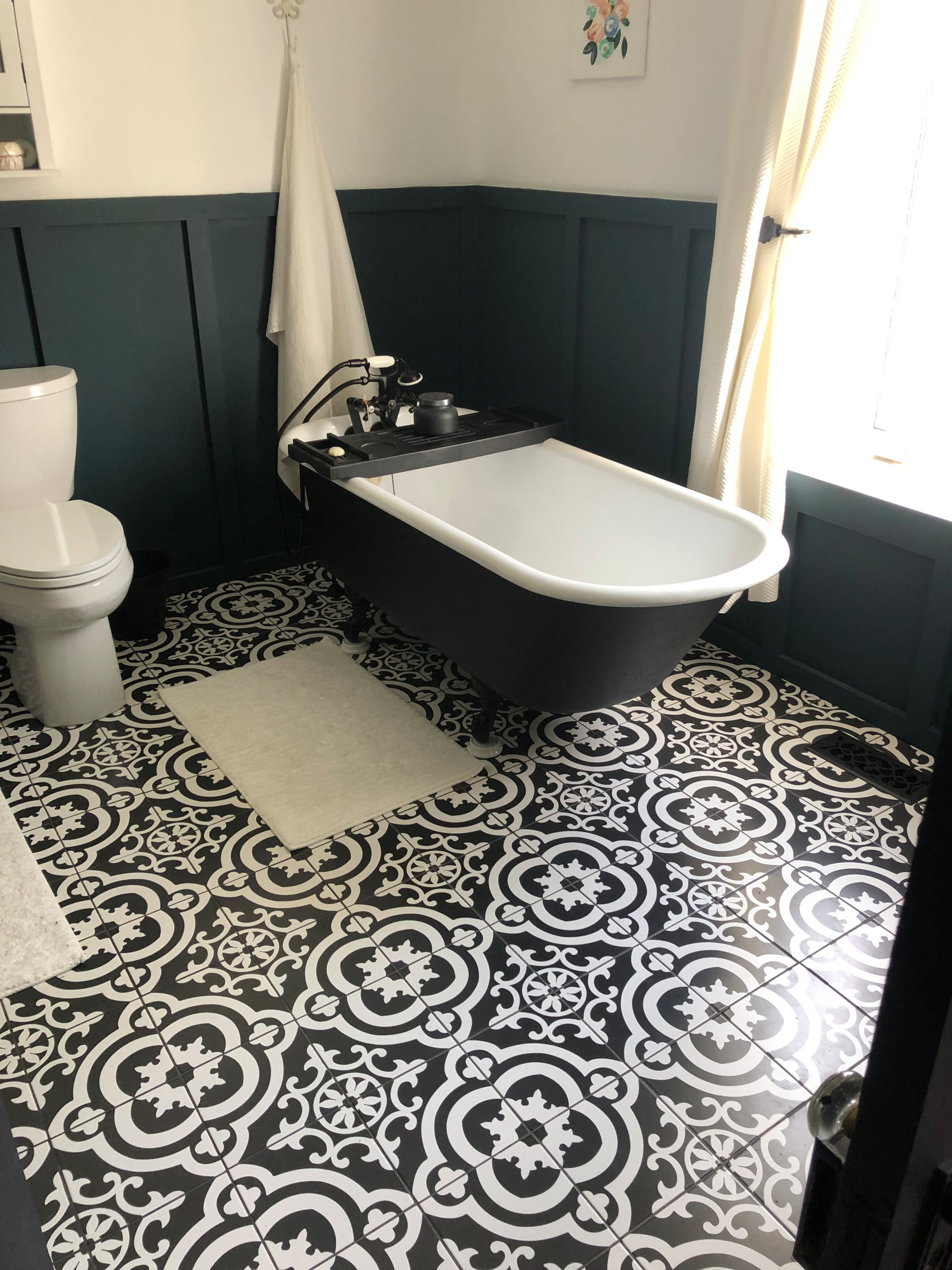 Country bathroom for a seamstress