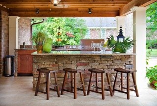What to Know About Adding an Outdoor Bar or Counter (26 photos)