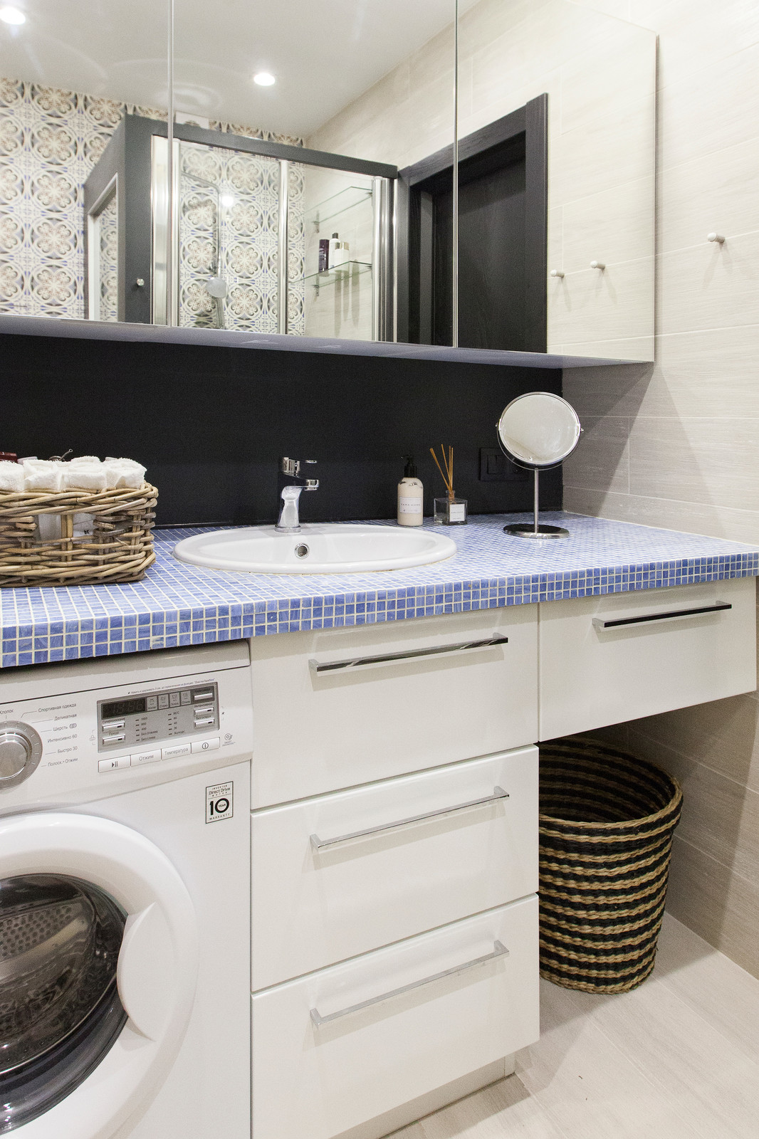 35: кухня в коридоре и спальня в нише