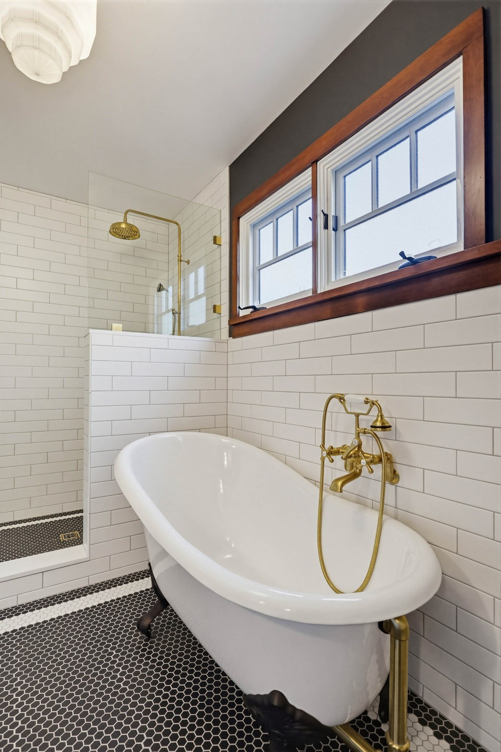 Golden Heights_Kitchen & Baths