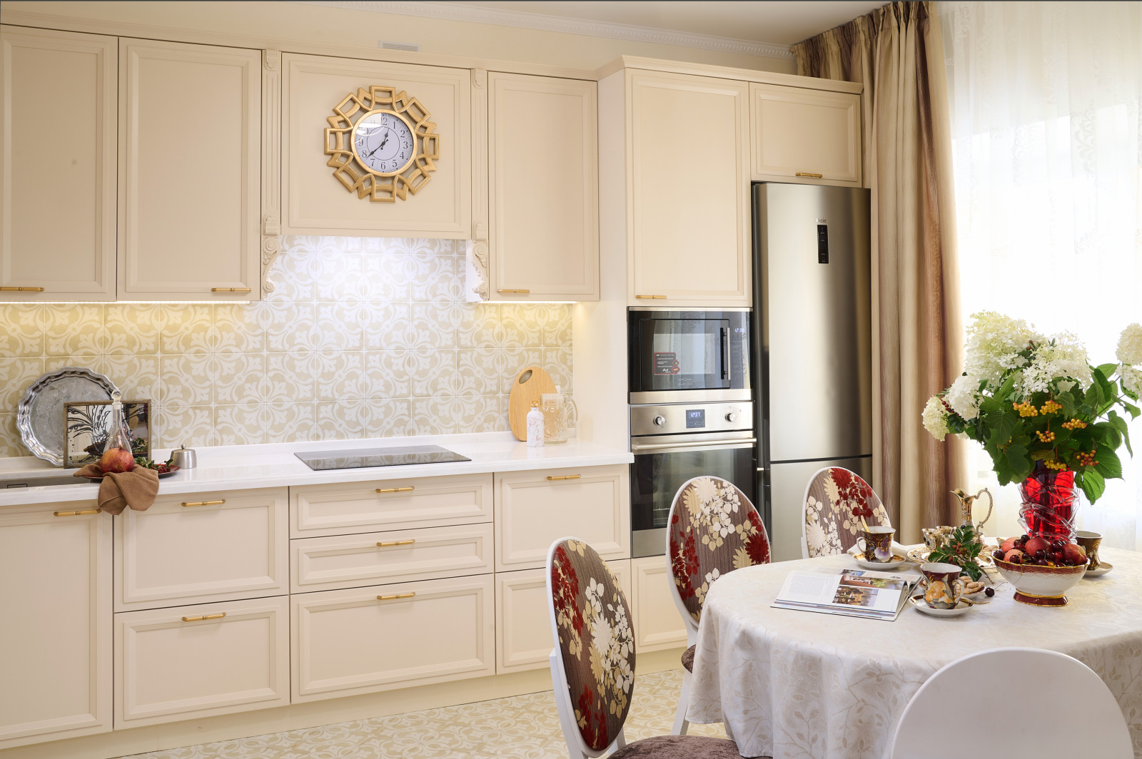 Классика с элементами Ар-нуво