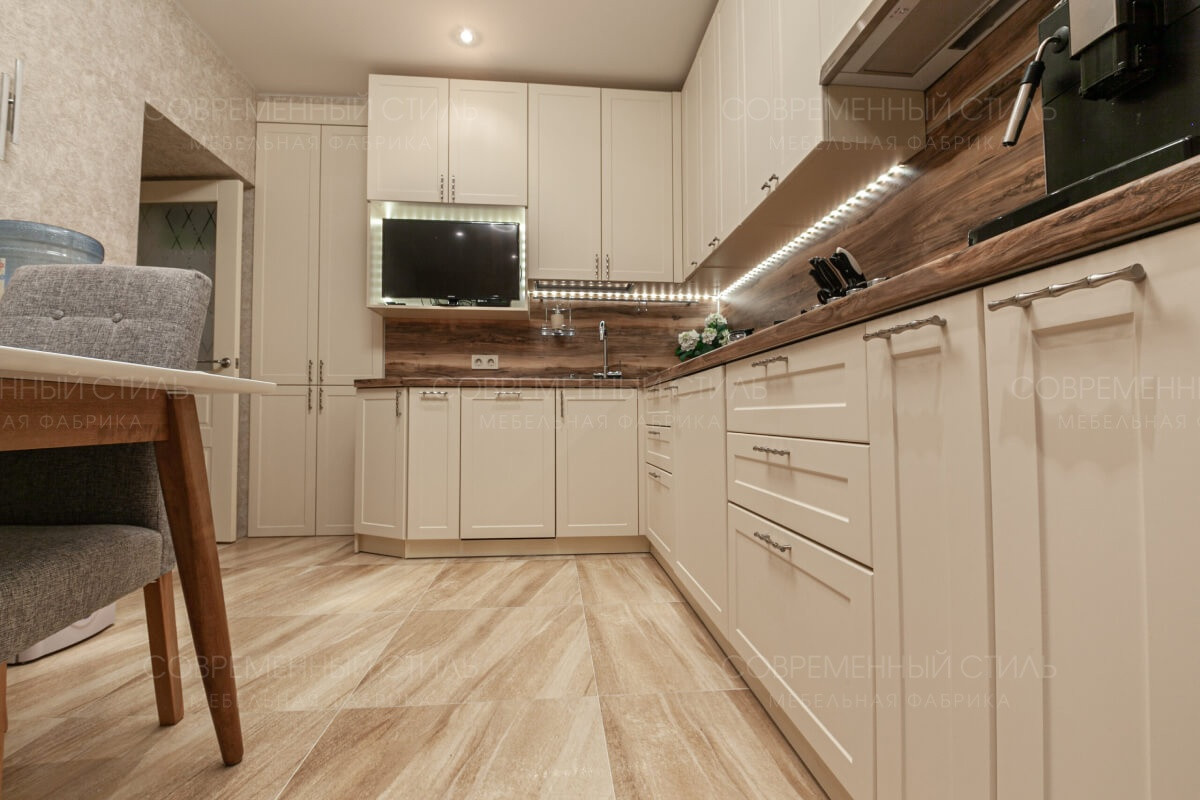 Кухня Виктория (кухня в квартиру)