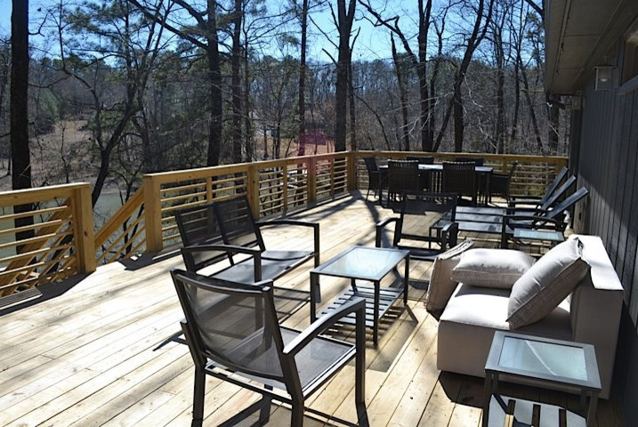 OUTDOOR LIVING SPACES