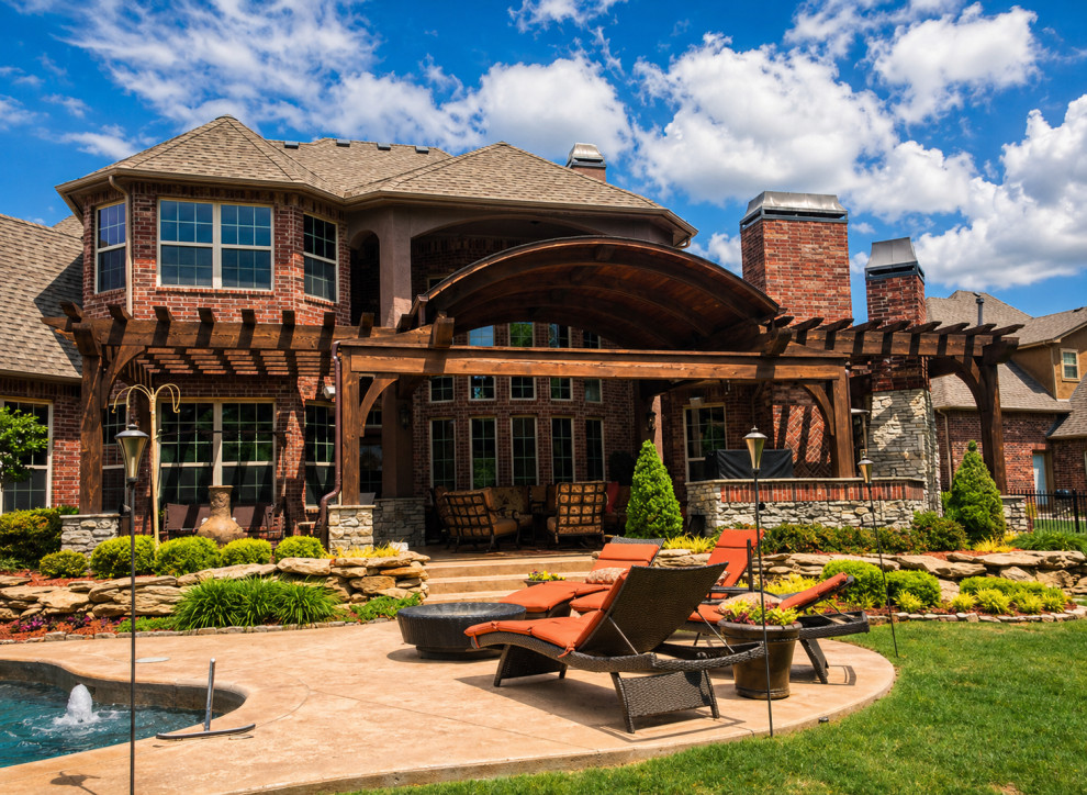 Pergola with Radius Pavilion