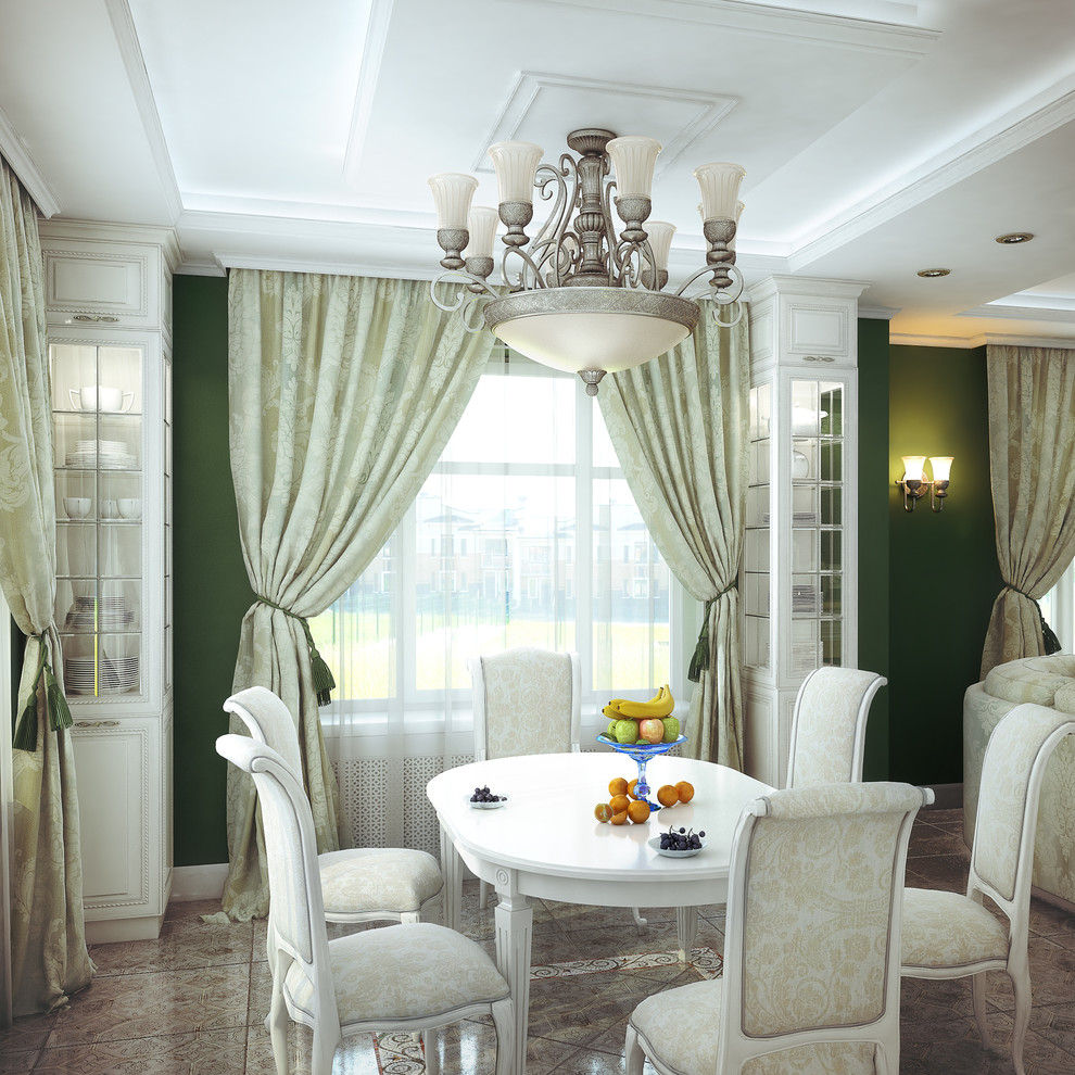 Обеденная зона в просторной гостиной