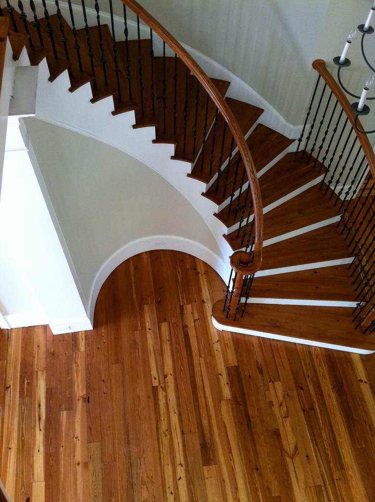 Design ideas for a traditional staircase.
