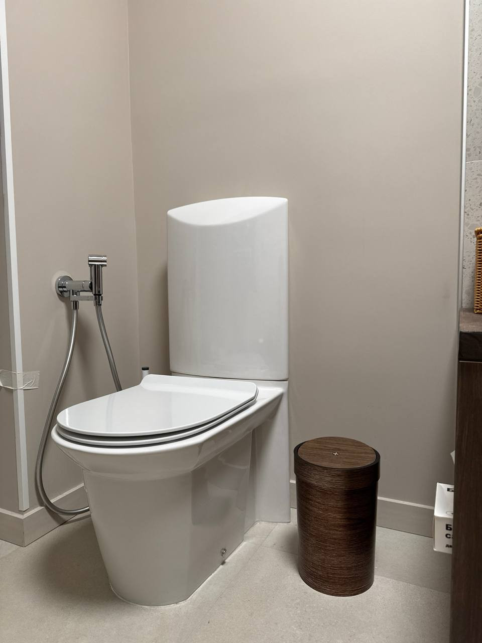 БЮДЖЕТНАЯ  ПЕРЕДЕЛКА  НА  СОКОЛЕ 86м