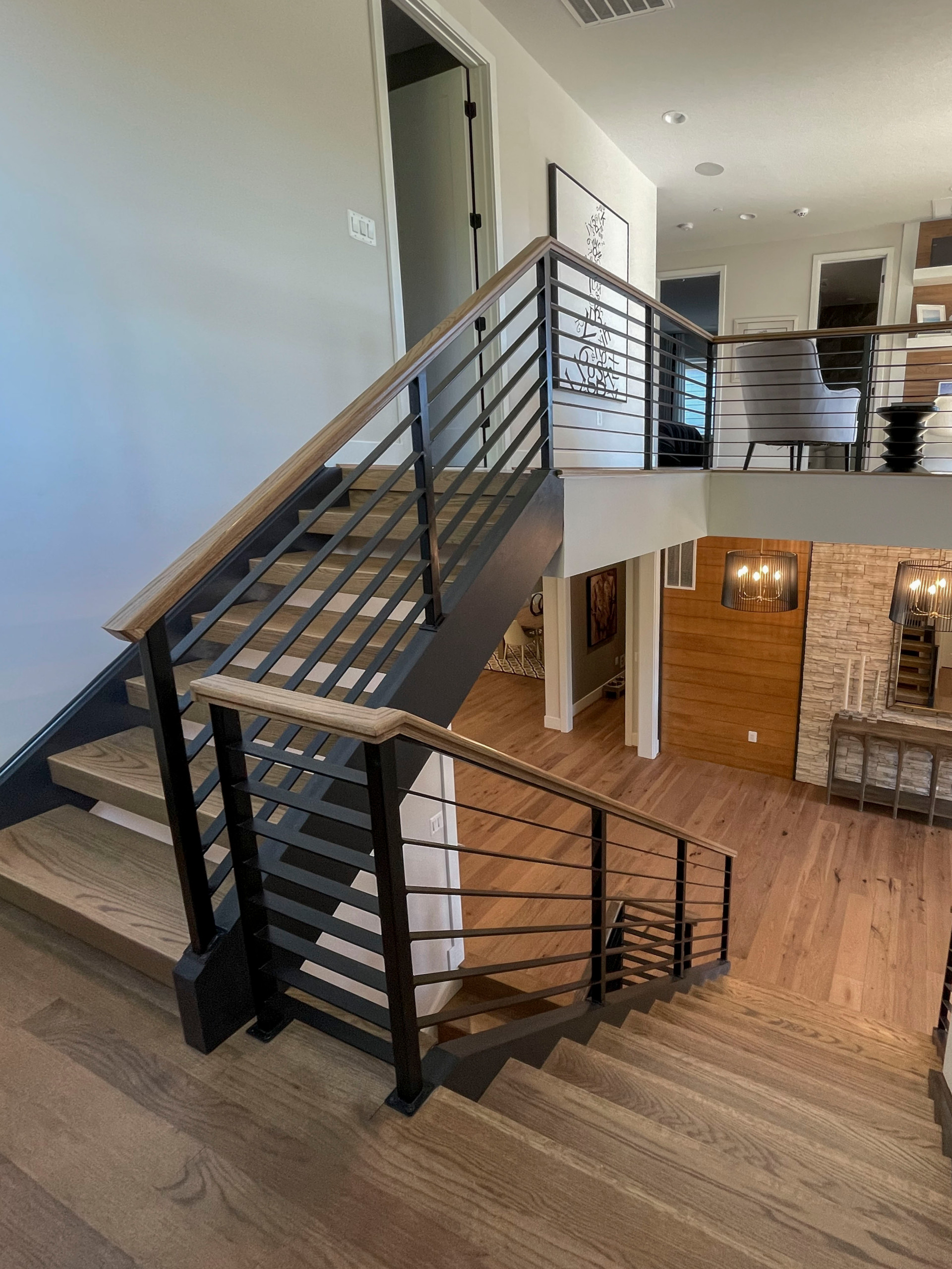 113_Floating Straight- Stringers with No Risers in Contemporary Home, Bethesda M