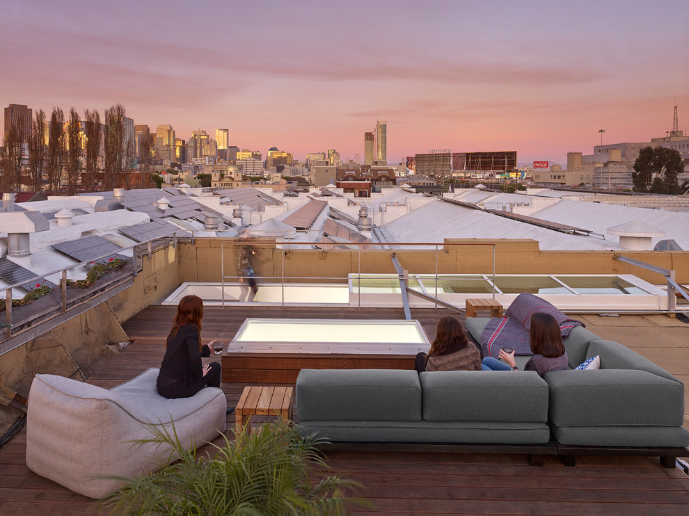 This is an example of a large industrial rooftop and rooftop deck in San Francisco with no cover.