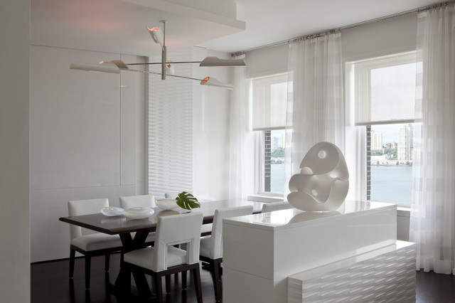 Riverside Drive modern-esszimmer