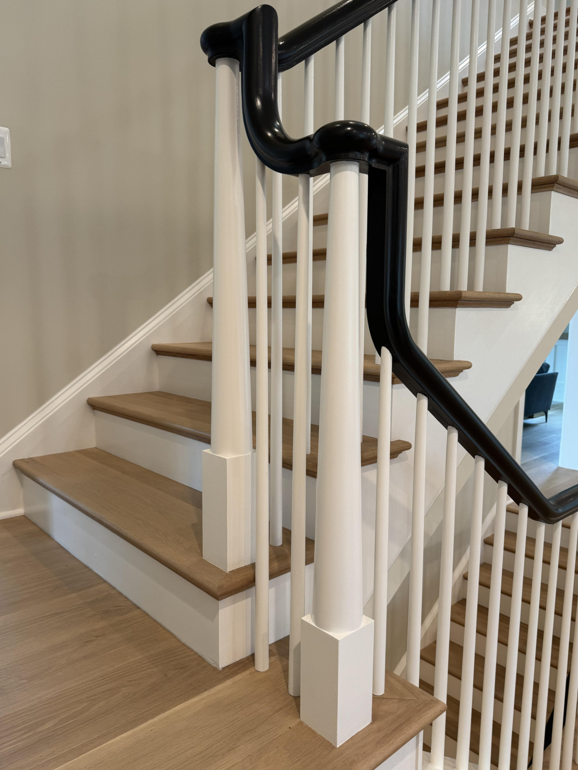 138_Elegant Double Bullnose Entry Stair, Bethesda, MD 20814