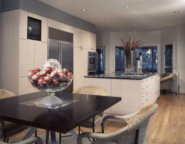 Dramatic Modern Kitchen contemporaneo-cucina