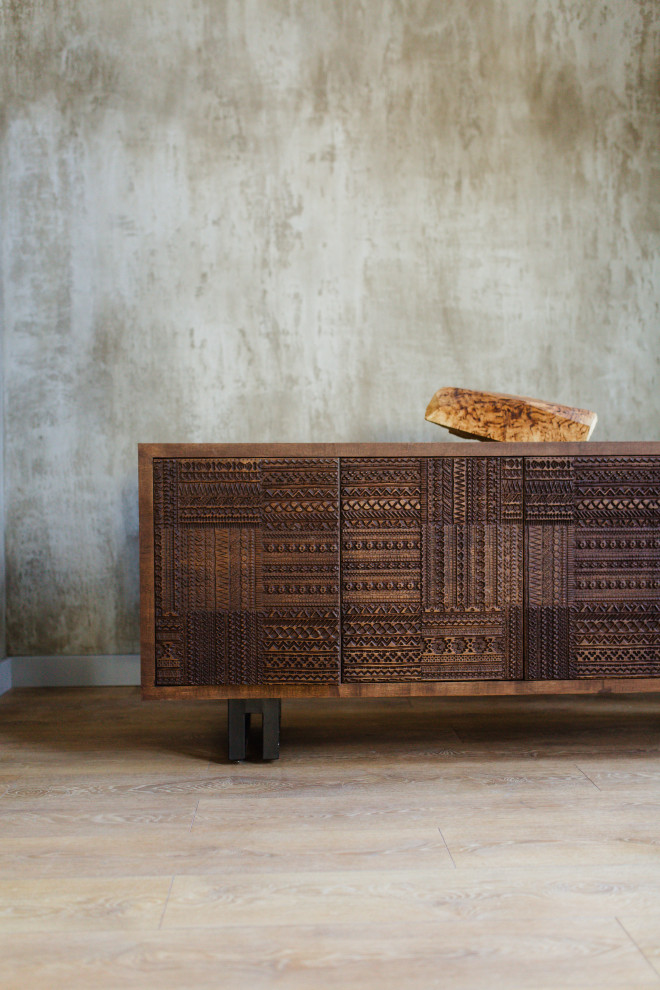 Комод в африканском стиле