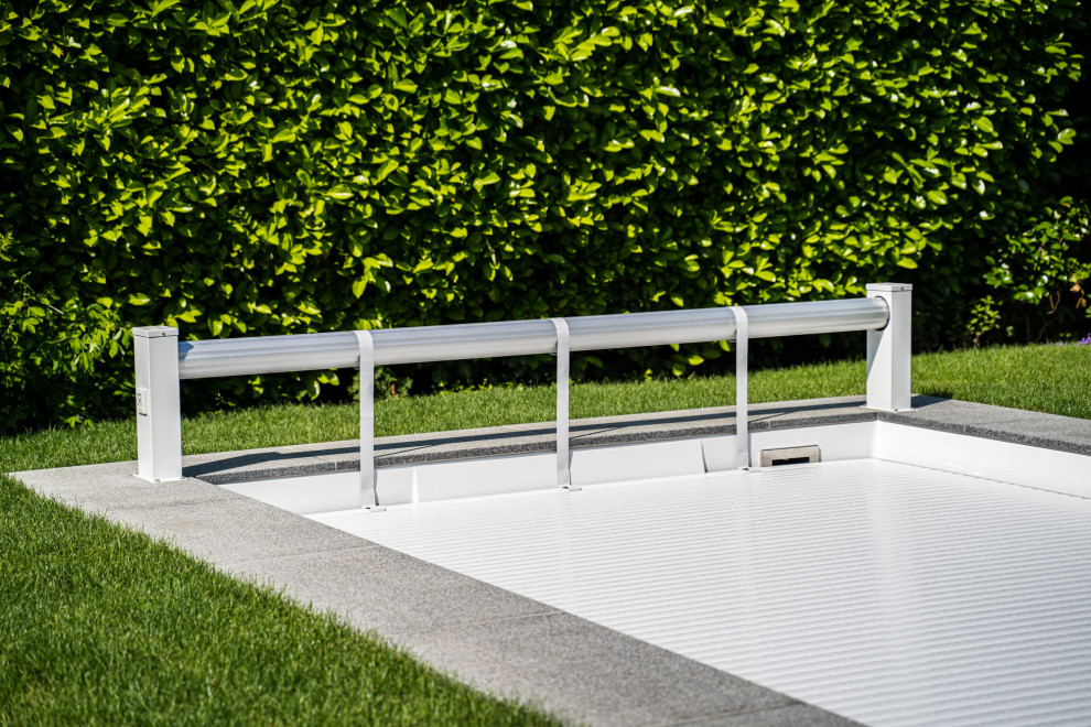 Moderner Pool in Düsseldorf