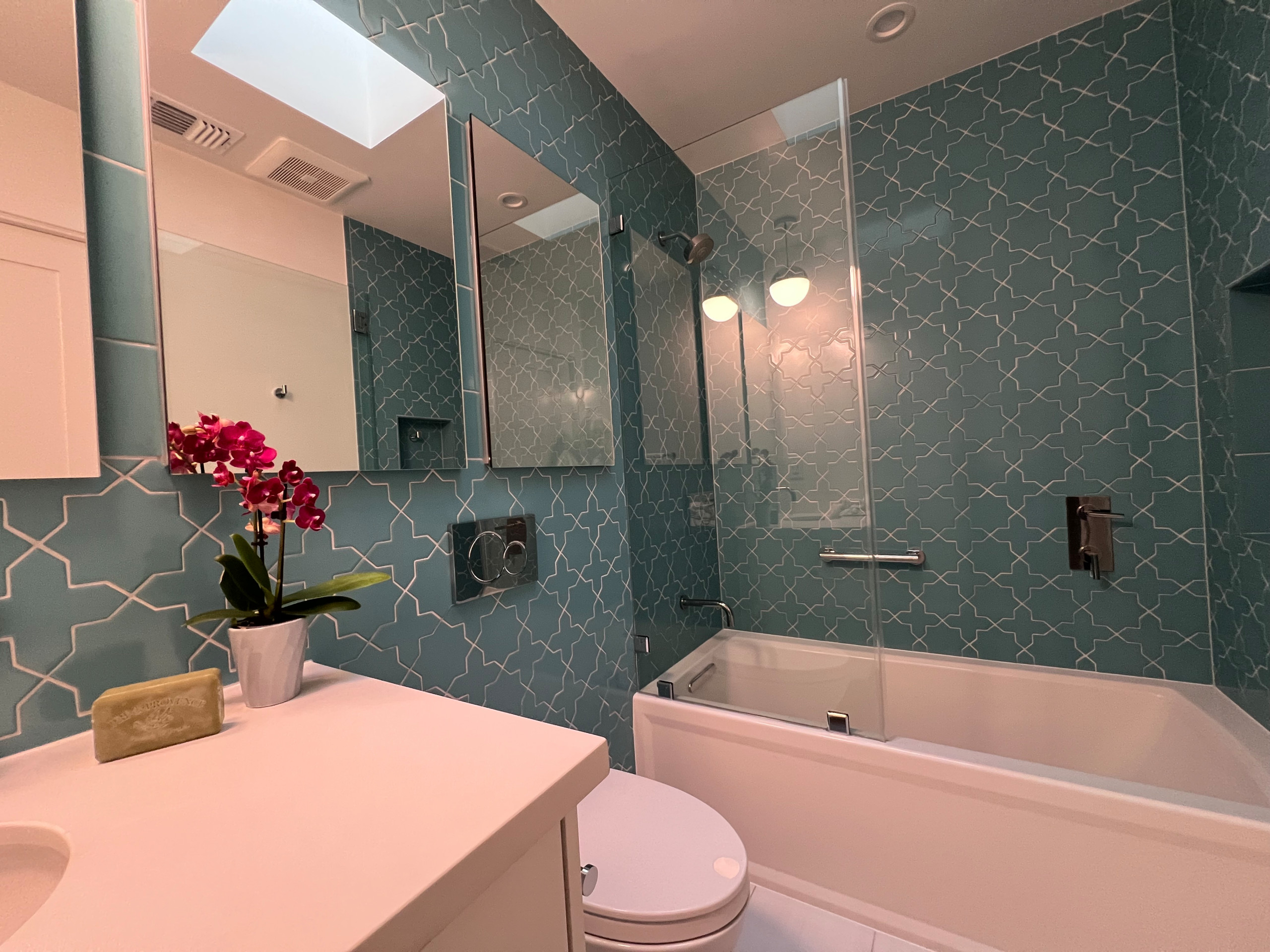 Clean & Fresh, Light & Bright Finishes