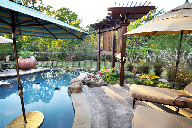 15 american-traditional-swimming-pool