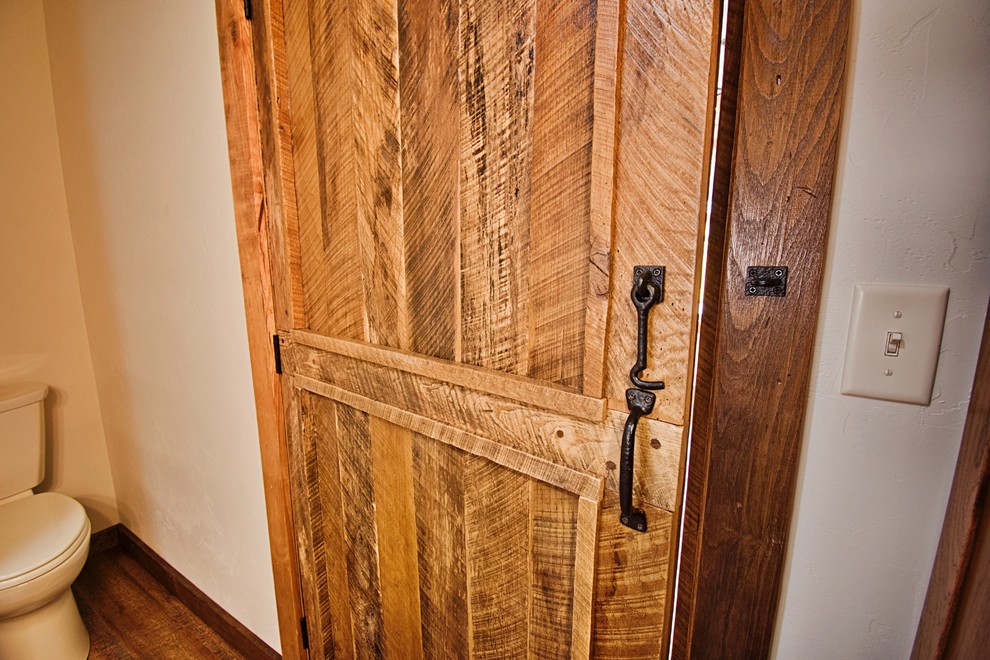 Bathroom - large rustic bathroom idea