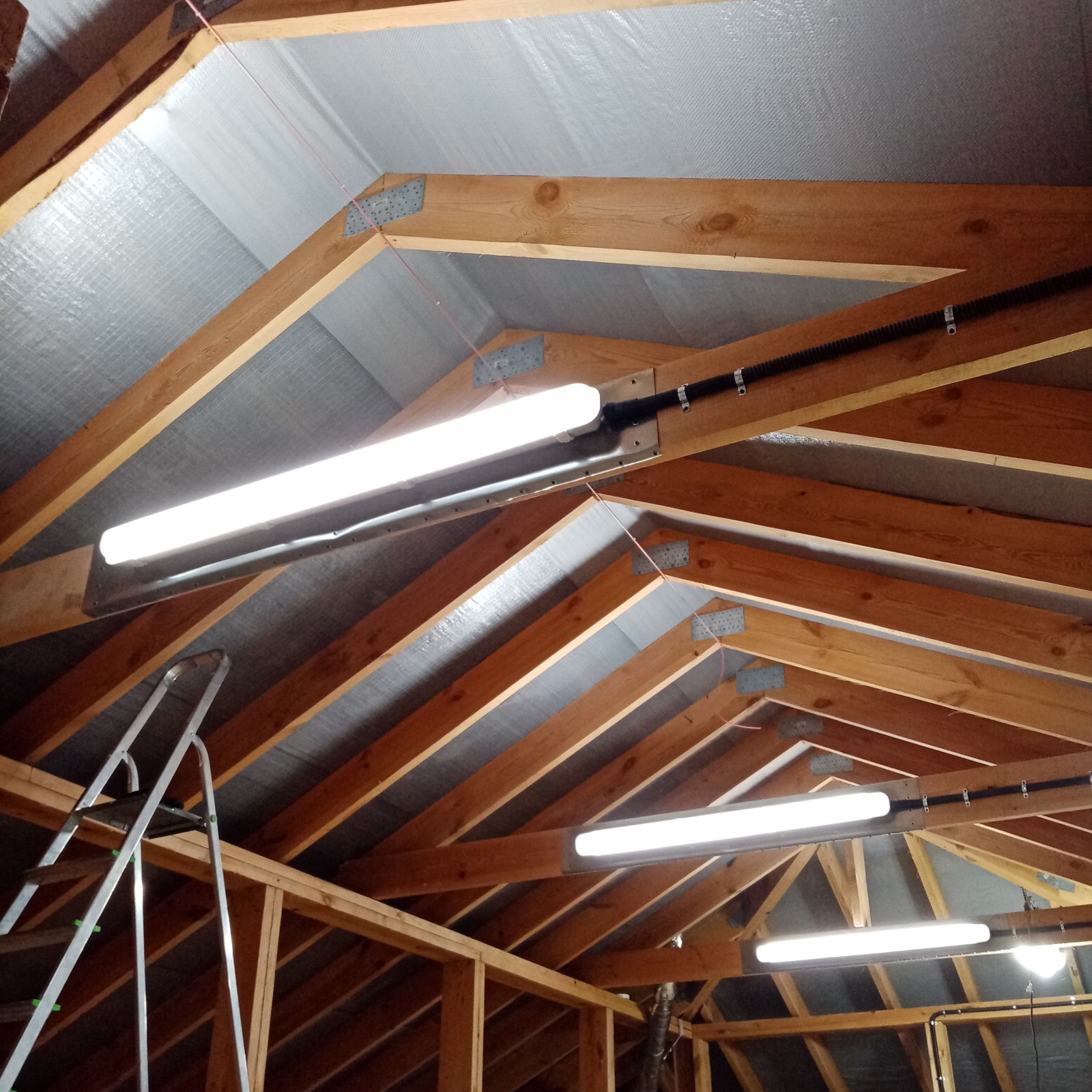 Электромонтаж, монтаж АСУ ТП, КИПиА, СКС, проектные работы в частном доме